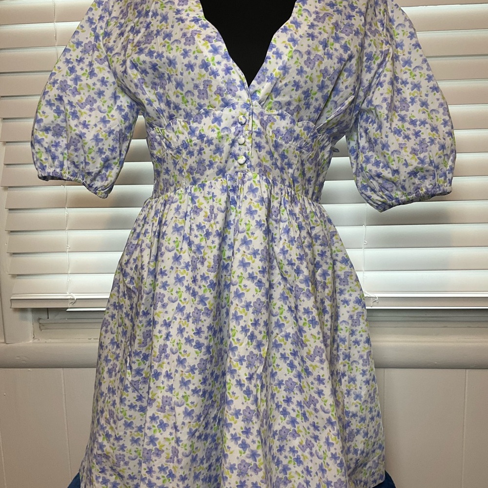 Umgee Lilac Floral Puff-Sleeve Mini Dress in White and Purple